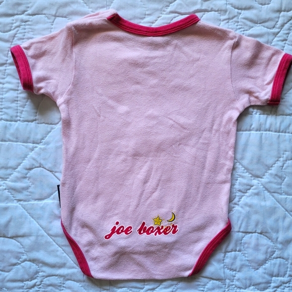 5/$15 🌺 Joe Boxer Onesie - Picture 2 of 8